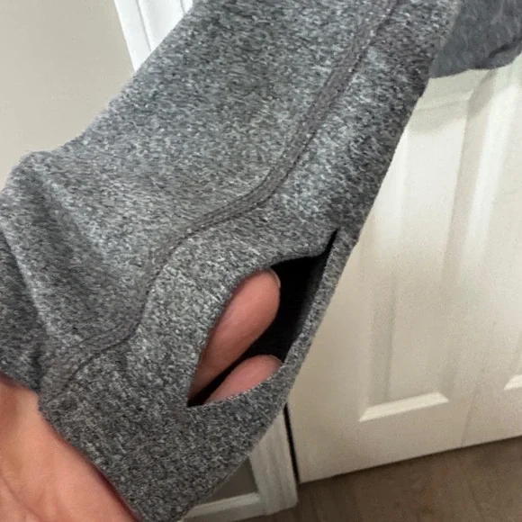 Nike NWOT❤️ Charcoal Quarter Zip Pullover with Orange Accent. - Picture 3 of 9